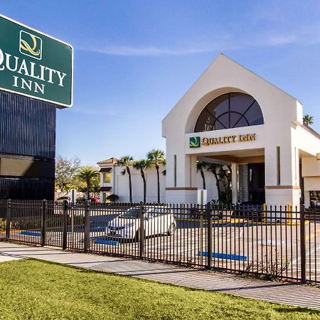 Quality Inn & Conference Center Tampa Exterior photo