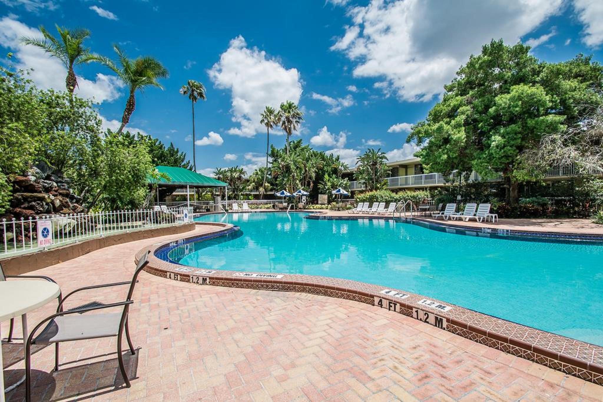 Quality Inn & Conference Center Tampa Exterior photo